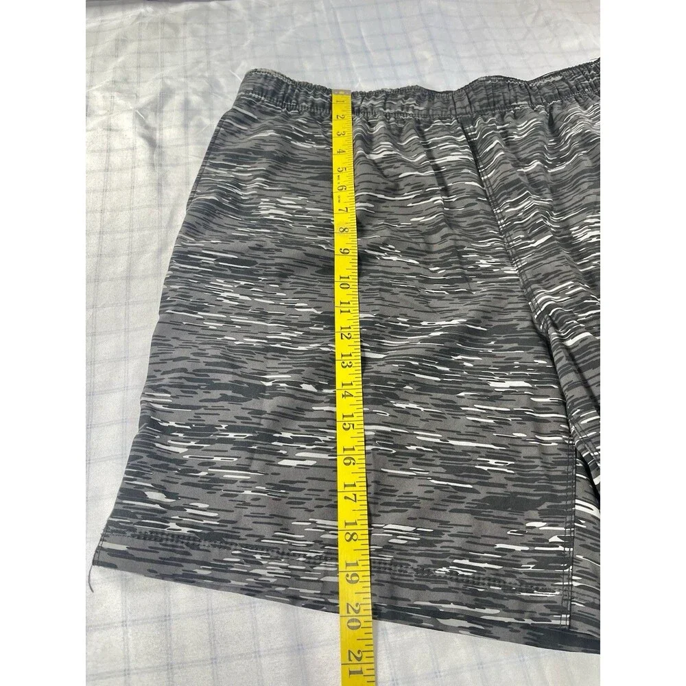 Speedo Men’s Performance Swim Trunks / Board Shorts - Size XL